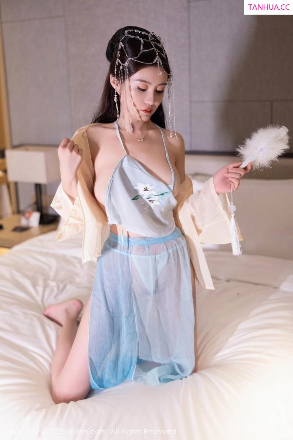   [XiuRen]高清写真图 2023.10.16 No.7514 唐宁宁 古装美腿第32张图片